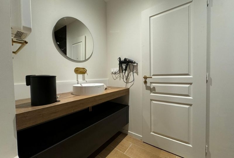 Salle de bain (2) de la Gentiane à la Villa Belle Fleur dans le Queyras